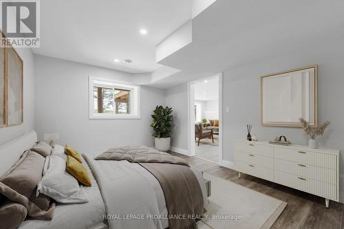 1121 Farm Lake Lane, North Frontenac, ON - Indoor Photo Showing Bedroom