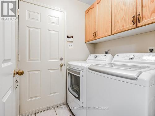 60 Dwellers Road, Brampton, ON - Indoor Photo Showing Laundry Room