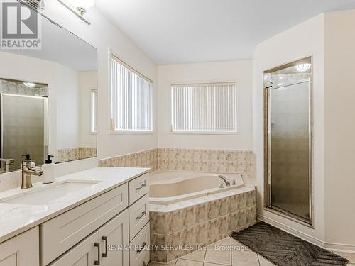 60 Dwellers Road, Brampton, ON - Indoor Photo Showing Bathroom