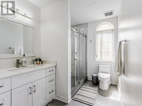 60 Dwellers Road, Brampton, ON - Indoor Photo Showing Bathroom