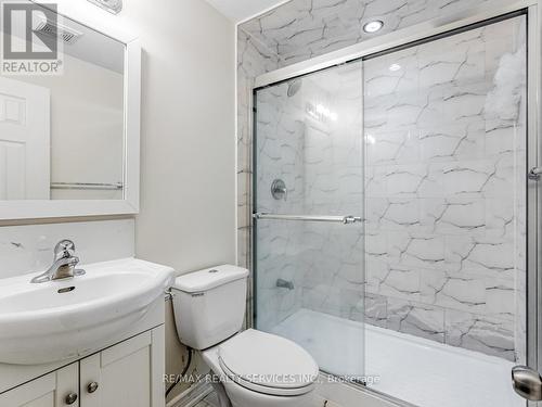60 Dwellers Road, Brampton, ON - Indoor Photo Showing Bathroom