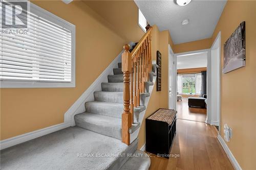 22 Tomahawk Drive, Grimsby, ON - Indoor Photo Showing Other Room