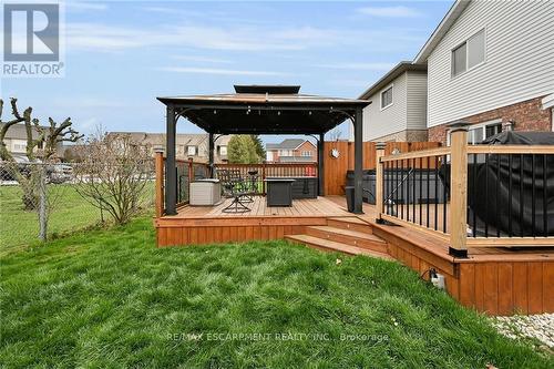 22 Tomahawk Drive, Grimsby, ON - Outdoor With Deck Patio Veranda With Exterior