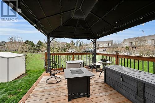 22 Tomahawk Drive, Grimsby, ON - Outdoor With Deck Patio Veranda With Exterior