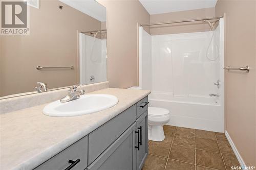 301 3335 Quance Street, Regina, SK - Indoor Photo Showing Bathroom