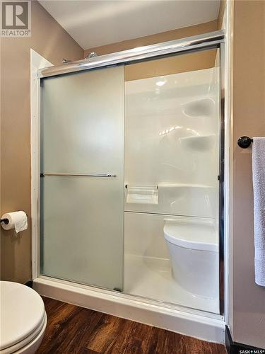 204 1St Avenue E, Rosetown, SK - Indoor Photo Showing Bathroom