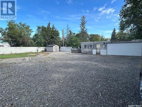 3 Coteau Avenue, Halbrite, SK - Outdoor