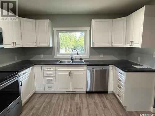 3 Coteau Avenue, Halbrite, SK - Indoor Photo Showing Kitchen With Double Sink