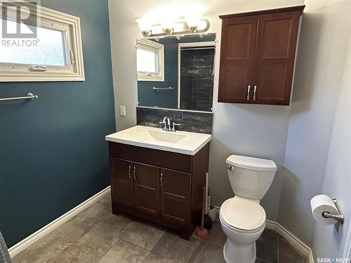 3 Coteau Avenue, Halbrite, SK - Indoor Photo Showing Bathroom