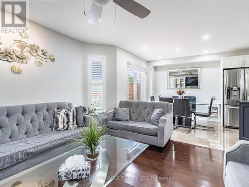 78 Sandyshores Drive, Brampton, ON - Indoor Photo Showing Living Room