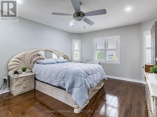 78 Sandyshores Drive, Brampton, ON - Indoor Photo Showing Bedroom