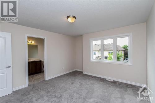 122 Asper Trail Circle, Kanata, ON - Indoor Photo Showing Other Room