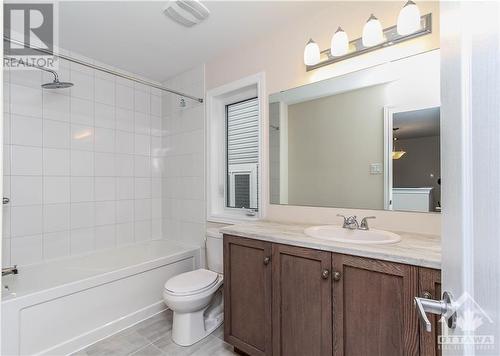 122 Asper Trail Circle, Kanata, ON - Indoor Photo Showing Bathroom