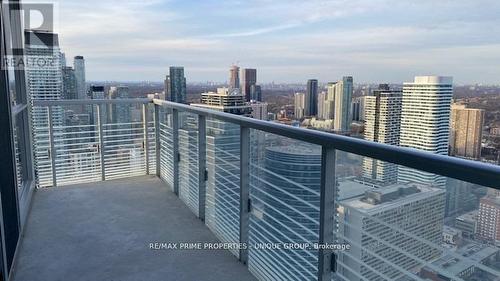 4302 - 386 Yonge Street, Toronto, ON - Outdoor With View