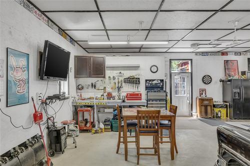 1879 Front Street, Coalmont-Tulameen, BC - Indoor Photo Showing Garage