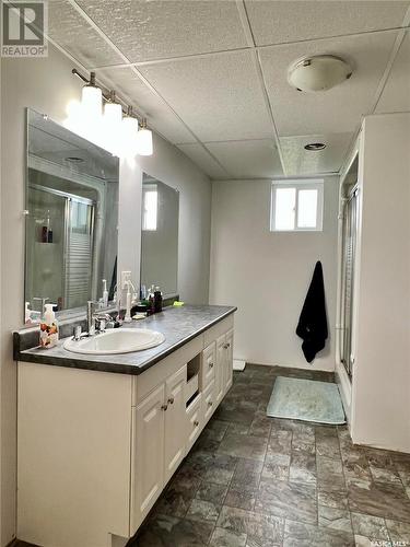 Keck Acreage, Gravelbourg, SK - Indoor Photo Showing Bathroom