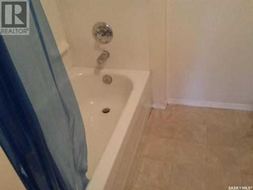 1686 Toronto Street, Regina, SK - Indoor Photo Showing Bathroom