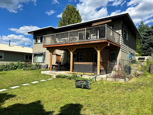 805 Fourth Street, Nelson, BC - Outdoor With Deck Patio Veranda