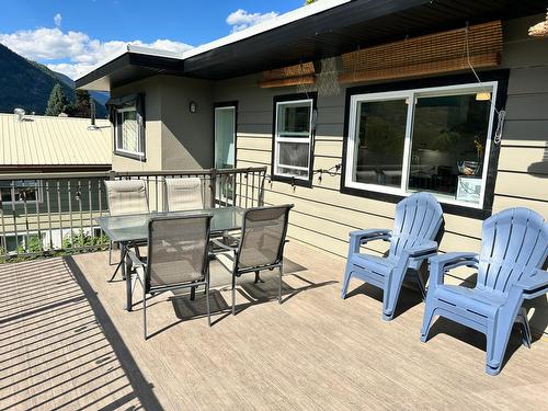 805 Fourth Street, Nelson, BC - Outdoor With Deck Patio Veranda With Exterior
