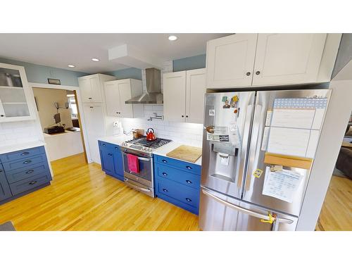 805 Fourth Street, Nelson, BC - Indoor Photo Showing Kitchen