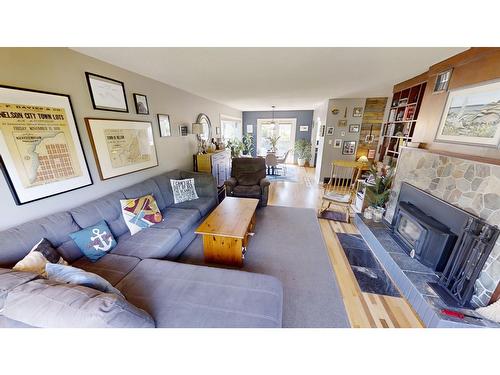 805 Fourth Street, Nelson, BC - Indoor Photo Showing Living Room With Fireplace