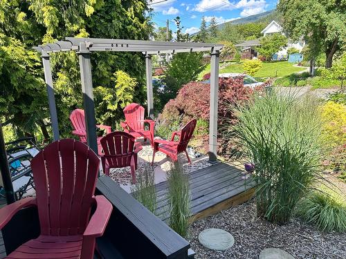 805 Fourth Street, Nelson, BC - Outdoor With Deck Patio Veranda