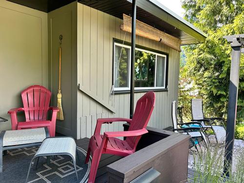 805 Fourth Street, Nelson, BC - Outdoor With Deck Patio Veranda With Exterior