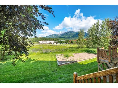 1222 - 1200 Riverside Way, Fernie, BC - Outdoor