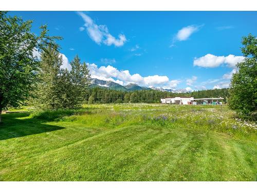 1222 - 1200 Riverside Way, Fernie, BC - Outdoor With View