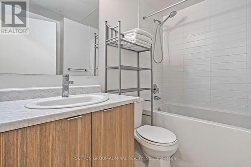 201 - 130 Canon Jackson Drive, Toronto, ON - Indoor Photo Showing Bathroom