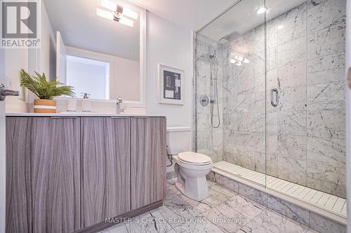 3803 - 56 Annie Craig Drive, Toronto W06, ON - Indoor Photo Showing Bathroom