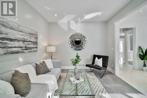 1251 Laurier Avenue, Milton (Clarke), ON - Indoor Photo Showing Living Room