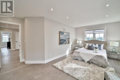 1251 Laurier Avenue, Milton (Clarke), ON - Indoor Photo Showing Bedroom