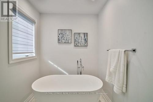 1251 Laurier Avenue, Milton (Clarke), ON - Indoor Photo Showing Bathroom