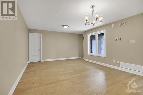 647 Parkview Terrace, Russell, ON - Indoor Photo Showing Other Room