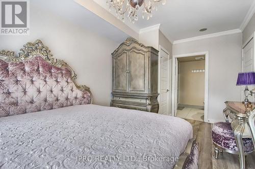 1205 - 28 Linden Street, Toronto, ON - Indoor Photo Showing Bedroom