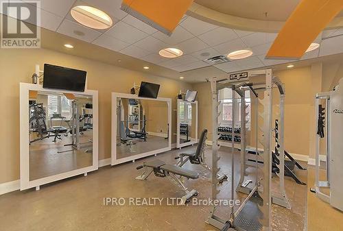 1205 - 28 Linden Street, Toronto C08, ON - Indoor Photo Showing Gym Room