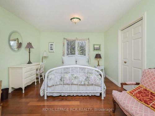 307466 Hockley Rd, Mono, ON - Indoor Photo Showing Bedroom