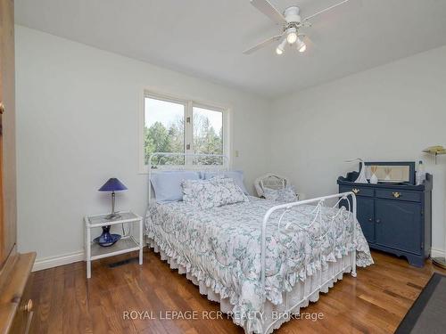 307466 Hockley Rd, Mono, ON - Indoor Photo Showing Bedroom