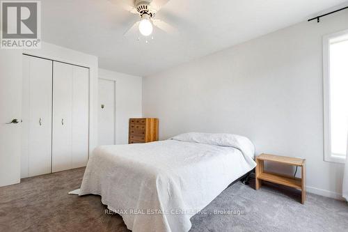 390 Satok Crescent, Milton (Timberlea), ON - Indoor Photo Showing Bedroom