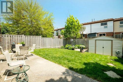 390 Satok Crescent, Milton (Timberlea), ON - Outdoor