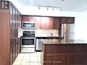 501 - 830 Lawrence Avenue W, Toronto (Yorkdale-Glen Park), ON  - Indoor Photo Showing Kitchen 