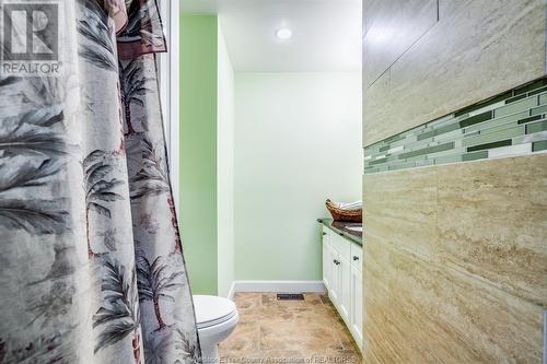 1910 County Road 8, Wheatley, ON - Indoor Photo Showing Bathroom