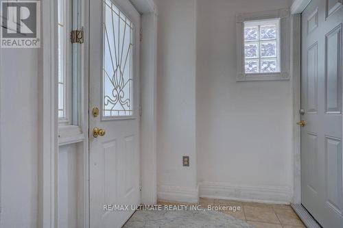 2 Dearbourne Avenue, Toronto, ON - Indoor Photo Showing Other Room
