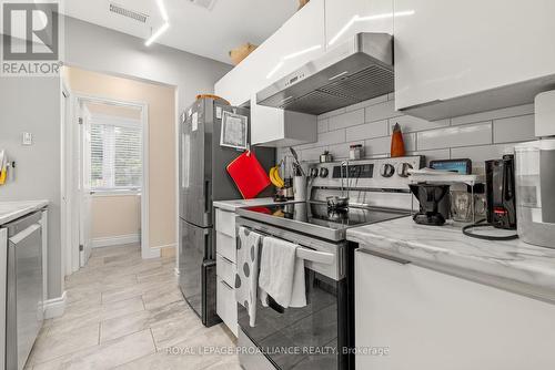 3 - 1 Mortimer Street, Prince Edward County (Picton), ON - Indoor Photo Showing Kitchen