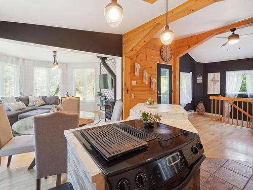 Overall view - 460 Rue Moreau, Saint-Jean-De-Matha, QC - Indoor Photo Showing Dining Room