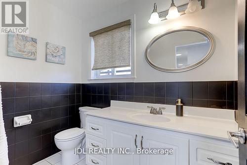 49 Druan Drive, Kawartha Lakes, ON - Indoor Photo Showing Bathroom