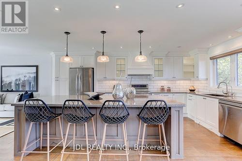 49 Druan Drive, Kawartha Lakes, ON - Indoor Photo Showing Kitchen With Upgraded Kitchen