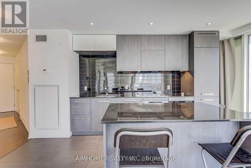 602 - 8 The Esplanade Street, Toronto, ON - Indoor Photo Showing Kitchen With Upgraded Kitchen