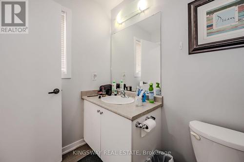 40 Crafter Crescent S, Hamilton (Stoney Creek Mountain), ON - Indoor Photo Showing Bathroom